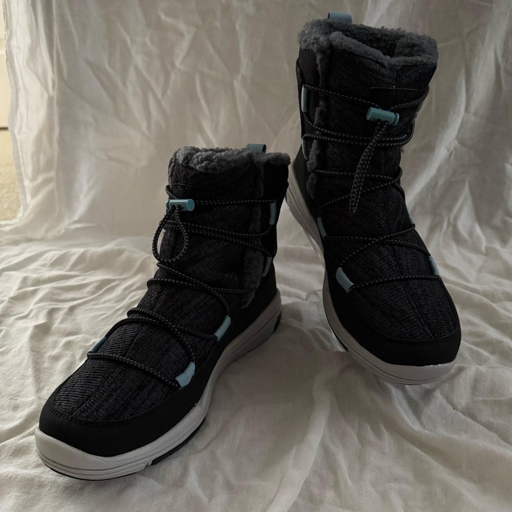 Ryka Black Water Repellent Winter Boots Size 9